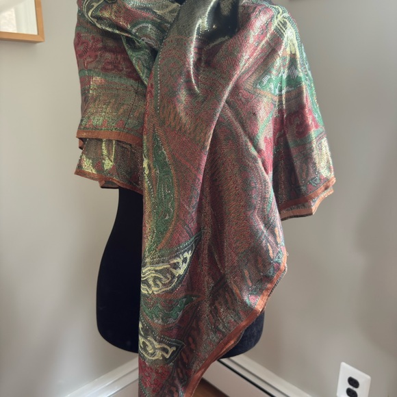 NEW Shimmery Multicolor Paisley Scarf 48X48 Absolutely Beautiful NEW. ELEGANT - Picture 11 of 11